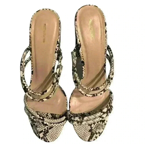 Pretty Little Thing feaux  Snake skin  Toe Mules Sz7 - Picture 1 of 4